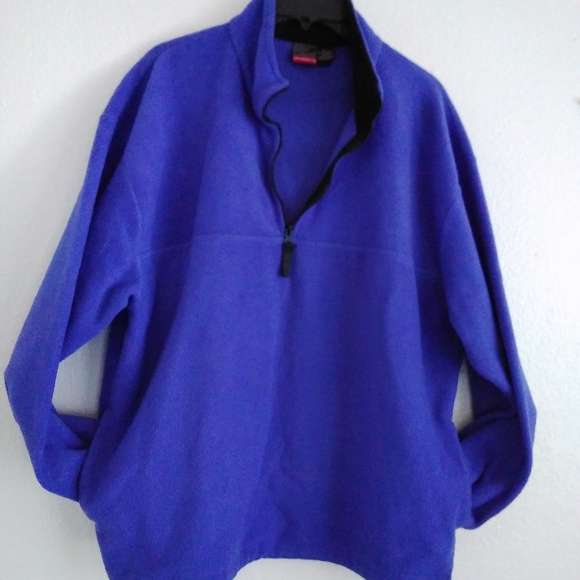 Women Pullover Sweatshirt - Picture 3 of 5